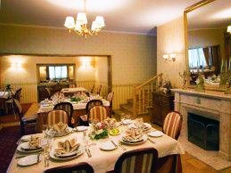 Холидей Вилидж Дипломат -  Отель Глория София Экстерьер фото
